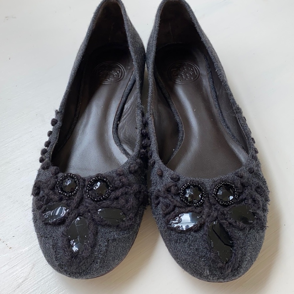 TORY BURCH GREY BALLET FLAT SIZE 5.5